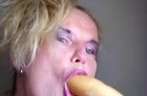 Freaky oma deepthroat dildo