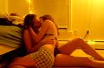 Twee lesbische meisjes komen uit de kast voor de webcam